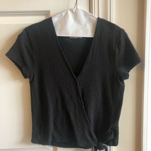 Madewell Black V-neck with tie in the front